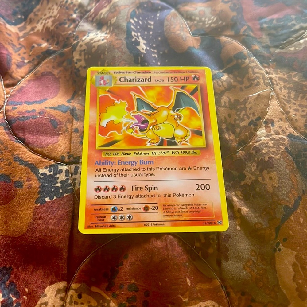 Set of 2016 charizard and spirit link card